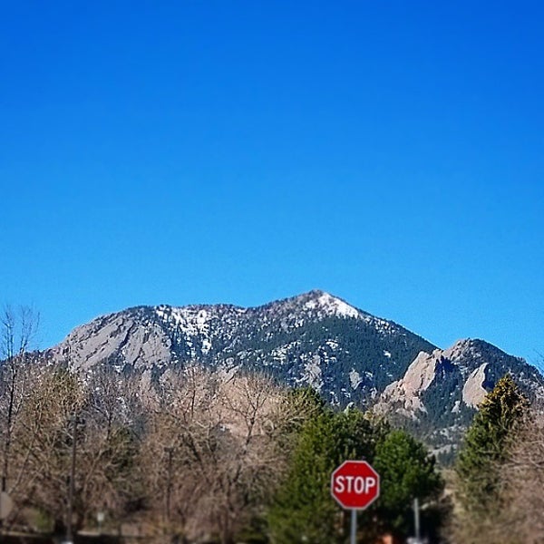 Photo prise au Caffè Sole par Edward J. le3/21/2015