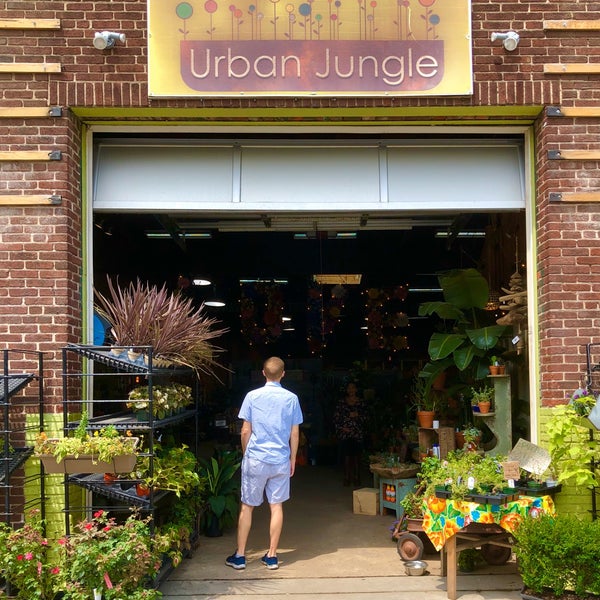 รูปภาพถ่ายที่ Urban Jungle Llc โดย Abdullah Z. เมื่อ 8/5/2019