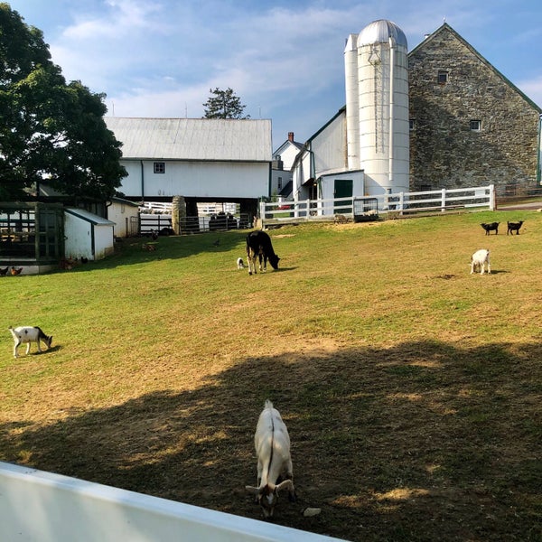 Photo taken at The Amish Farm and House by Abdullah Z. on 9/22/2019