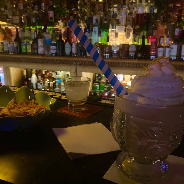 8/13/2022 tarihinde Mike V.ziyaretçi tarafından Hala Kahiki Tiki Bar &amp; Lounge'de çekilen fotoğraf