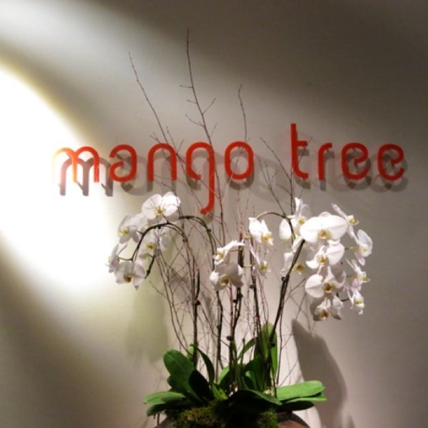 Снимок сделан в Mango Tree London пользователем Frances H. 1/18/2013