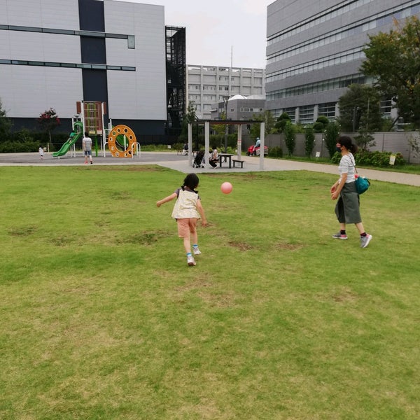 Photos At さいたま新都心公園 2 Tips