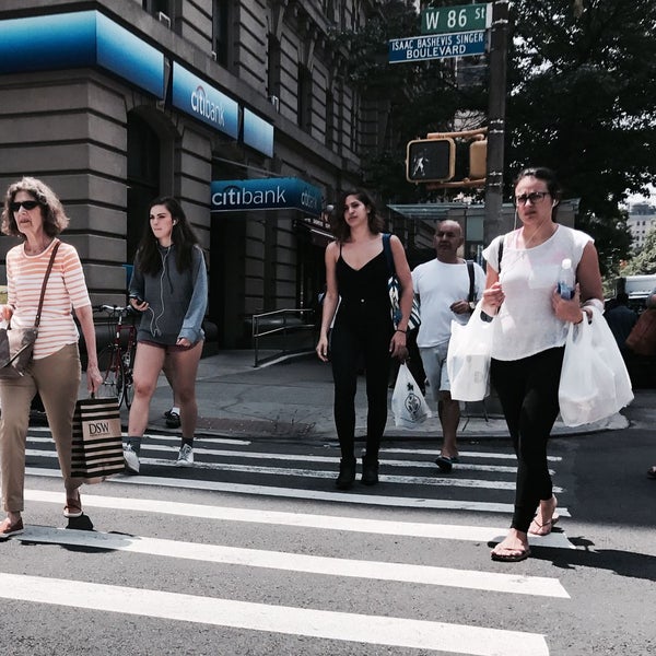 Dsw 86th shop street