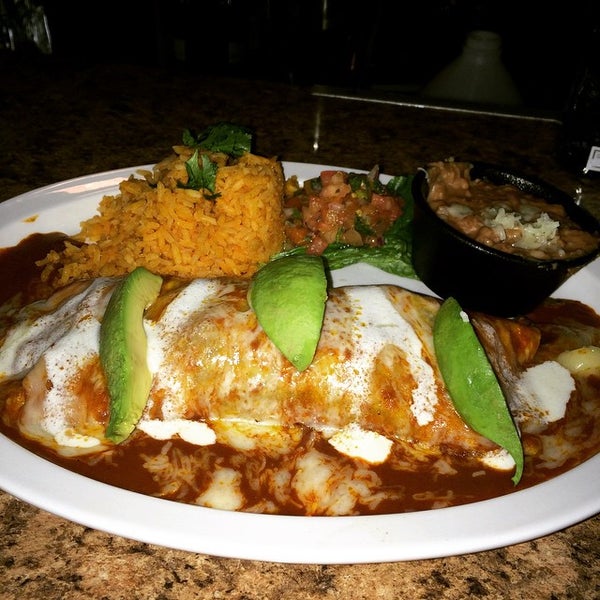 Photo taken at Margaritas Mexican Grill by Jeffrey J. on 2/5/2015