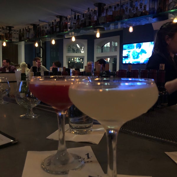 MET Back Bay New American Restaurant in Back Bay East