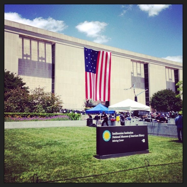 Foto tomada en The First Ladies Exhibition  por Isa L. el 6/14/2014