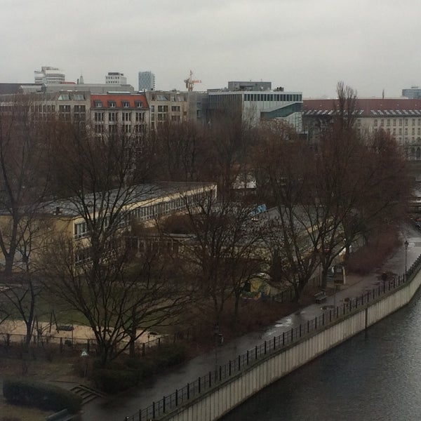 2/20/2016 tarihinde Ece O.ziyaretçi tarafından Living Hotel Berlin Mitte'de çekilen fotoğraf