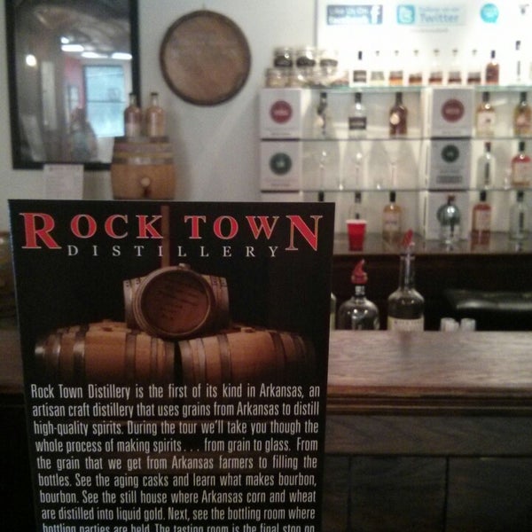 9/2/2013에 Kristi F.님이 Rock Town Distillery에서 찍은 사진