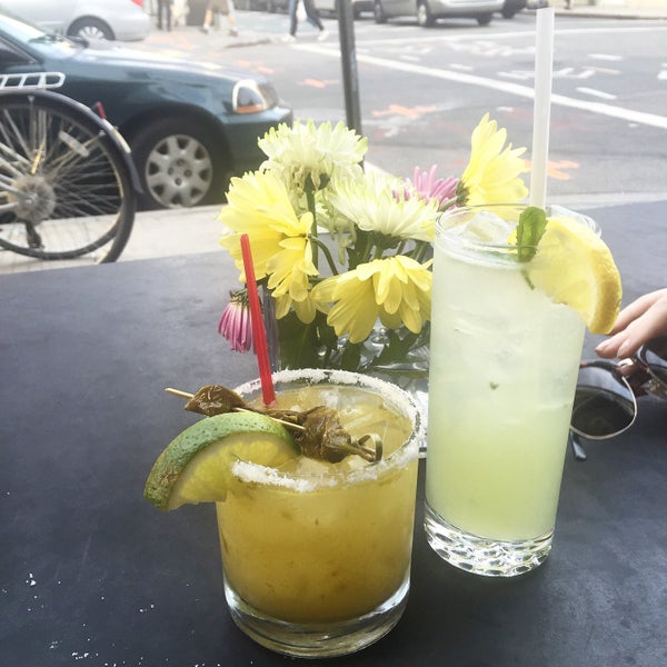 Had great cocktails outside. 4-8 pm $4 beer drafts. Located a block away from the East River Ferry! Highly recommend the pepper margarita!