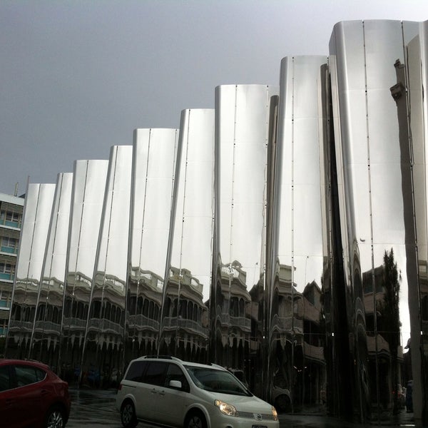 Photo taken at Govett Brewster Art Gallery by RT on 3/25/2016