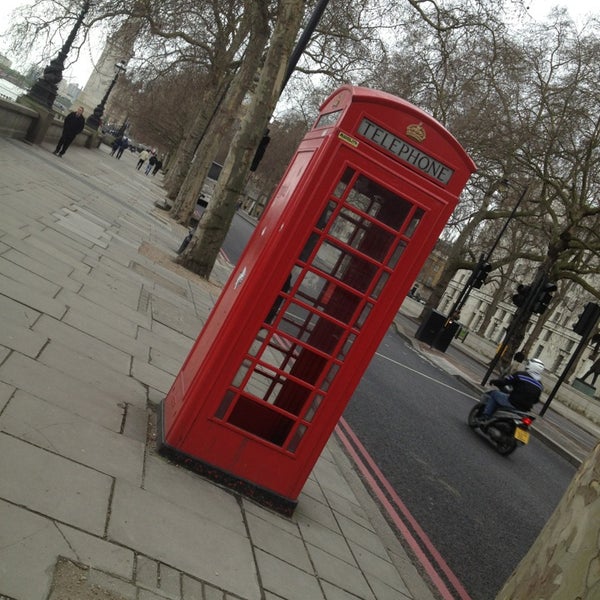 K6 Red telephone Box sign. Red Phone Box decoration. Телефоны красной зоны