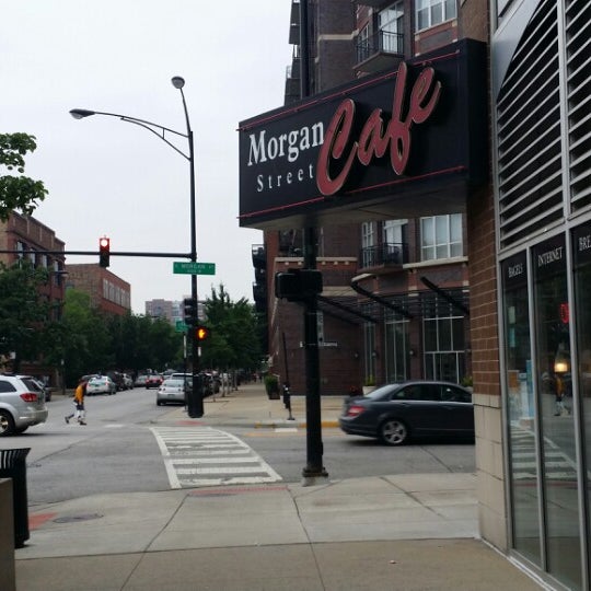 Foto tirada no(a) Morgan Street Cafe por Glo K. em 6/26/2015