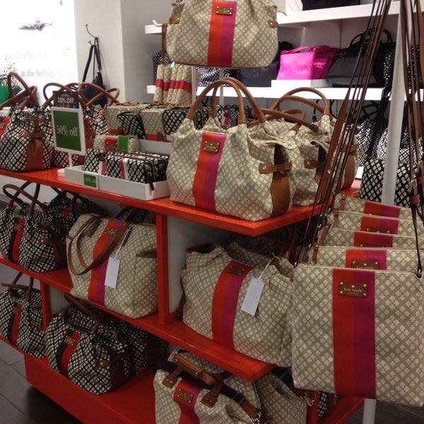 Kate Spade New York Outlet - Wrentham, MA