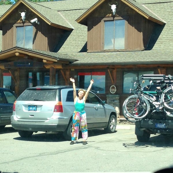 Woody's Country Store Fuel Station in Kalispell