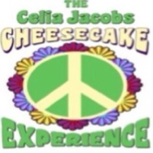 Foto tomada en The Celia Jacobs Cheesecake Experience  por Kimmie T. el 7/3/2013