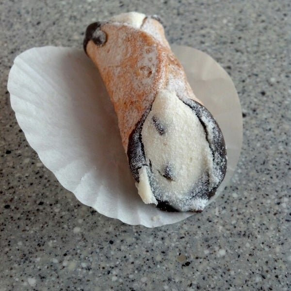 Sugar Plum Bakery Great Neck Virginia Beach, VA