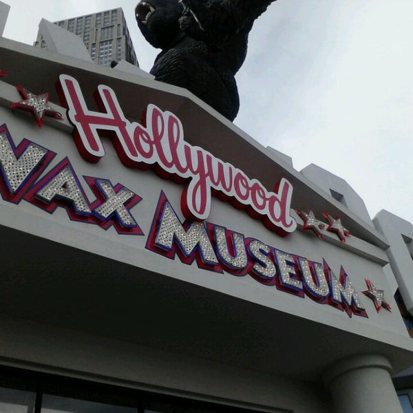 Photo taken at Hollywood Wax Museum by Cierra S. on 6/5/2013