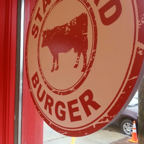 11/27/2013にWilliam C.がStandard Burgerで撮った写真