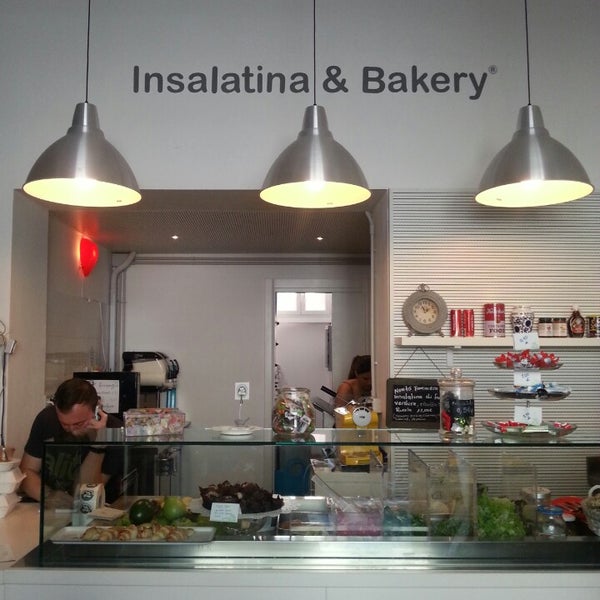 4/10/2014 tarihinde Sara R.ziyaretçi tarafından Insalatina &amp; Bakery®'de çekilen fotoğraf