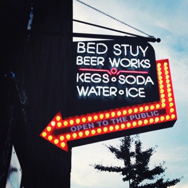 Photo prise au Bed Stuy Beer Works par Michelle Wendy le8/2/2013