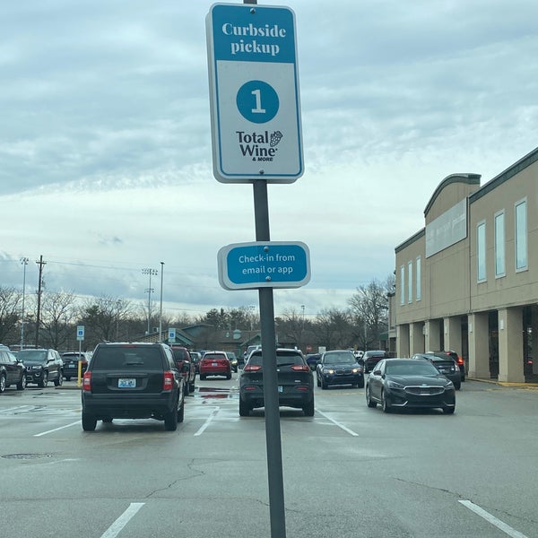 Total Wine & More 5067 Shelbyville Rd