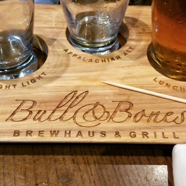 Photo taken at Bull &amp; Bones Brewhaus &amp; Grill by Craig H. on 6/26/2018