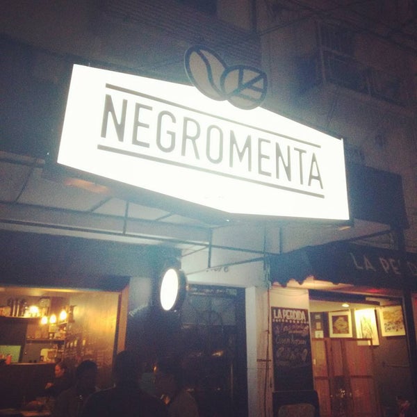 Foto scattata a NegroMenta Café da césar c. il 7/31/2015