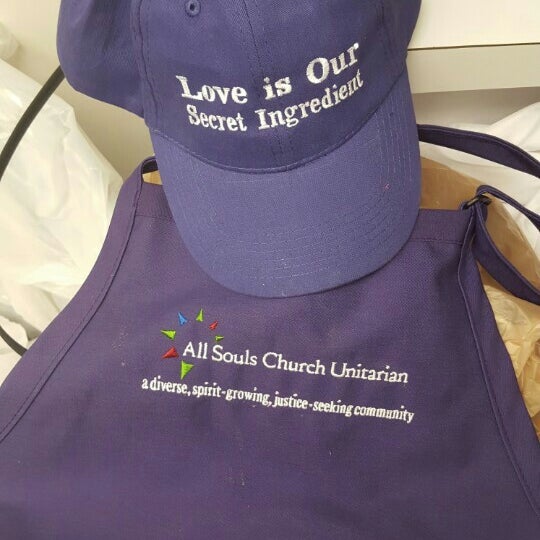 Foto tirada no(a) All Souls Church Unitarian por Karen em 10/18/2015