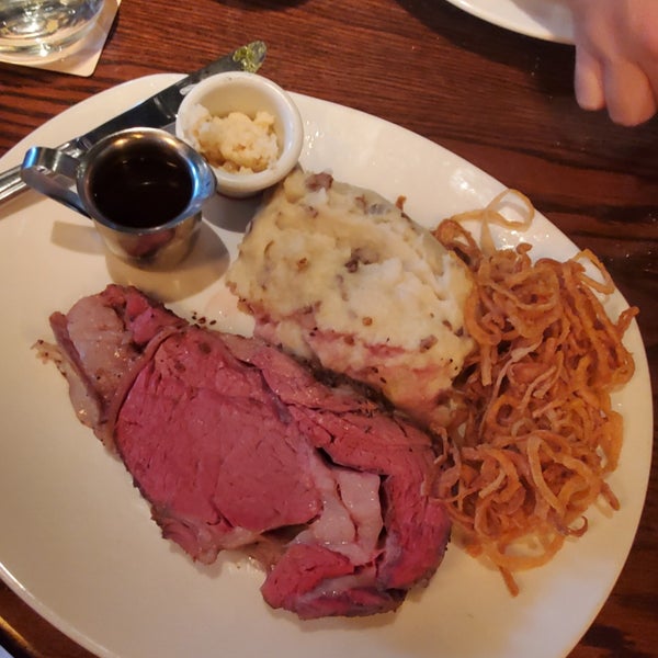 The Keg Steakhouse + Bar Yonge + Eglinton Davisville Toronto, ON