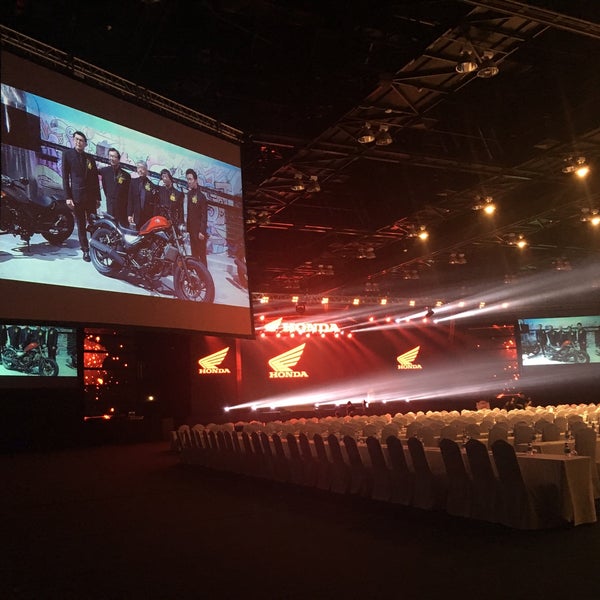 Photos At Peach Pattaya Exhibition And Convention Hall Convention Center