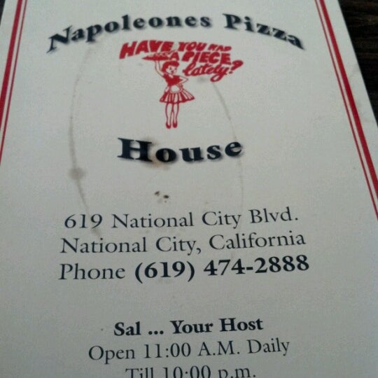 รูปภาพถ่ายที่ Napoleone&#39;s Pizza House โดย Sarah T. เมื่อ 2/6/2013