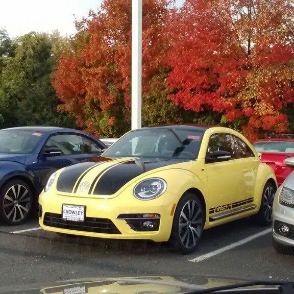 Crowley Volkswagen Car Dealership in Plainville