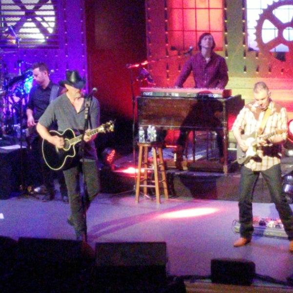Photo taken at Ridgefield Playhouse by Gregg on 6/22/2018