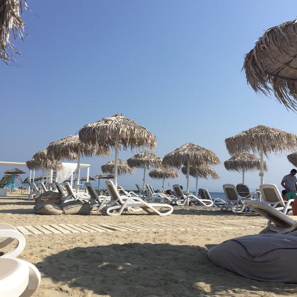 Foto scattata a Ammos Beach Bar Kos da grkm il 8/10/2016