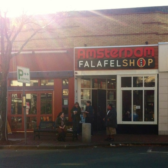 รูปภาพถ่ายที่ Amsterdam Falafelshop โดย Simone D. เมื่อ 11/11/2012