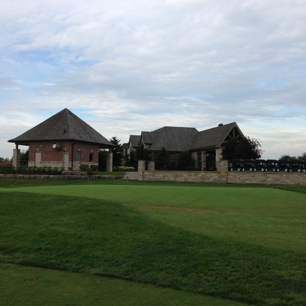 Eagles Nest Golf Club 10000 Dufferin St.