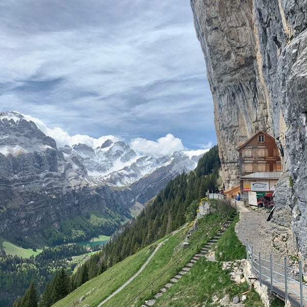Самый известный отель Aescher в Швейцарии