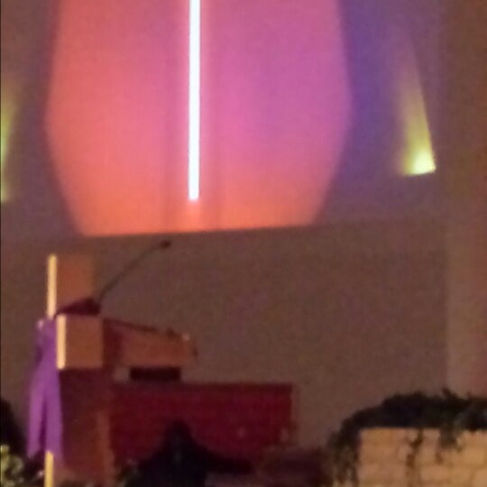 4/13/2014 tarihinde Roberta G.ziyaretçi tarafından Christian Chapel Temple Of Faith'de çekilen fotoğraf