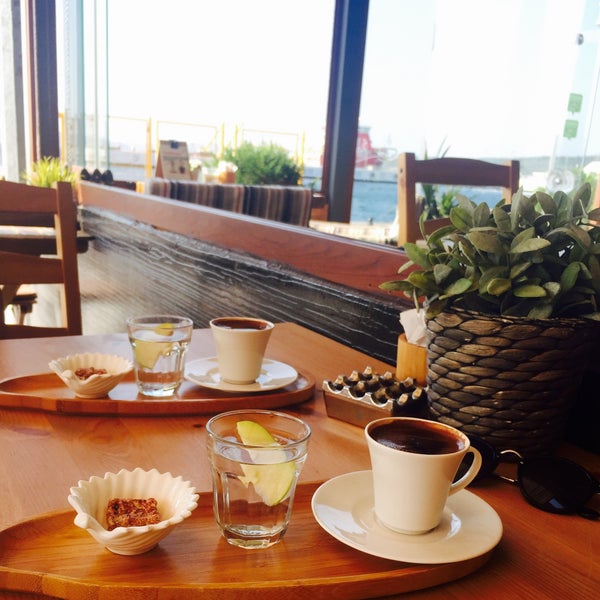 Photo taken at Veranda Coffee &amp; Breakfast by Gizem S. on 8/1/2016