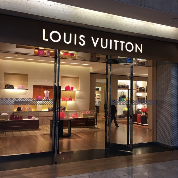Louis Vuitton- Northbrook Court
