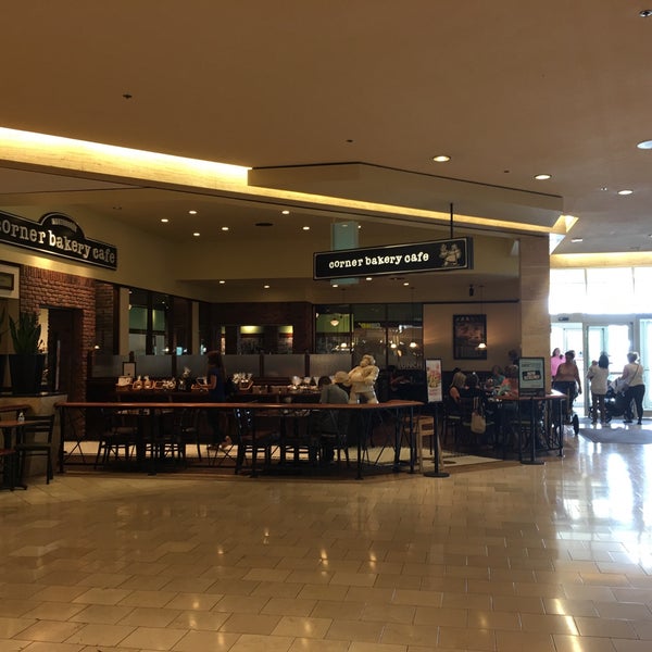 Corner Bakery Cafe Temporarily Closed (Now Closed) Northbrook Court