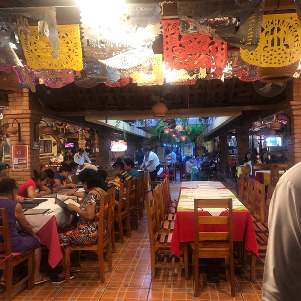 Das Foto wurde bei Las Pichanchas Restaurante von Kary P. am 8/5/2019 aufgenommen