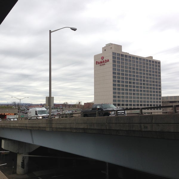 Morgan Street Garage Downtown Hartford 1 Tip