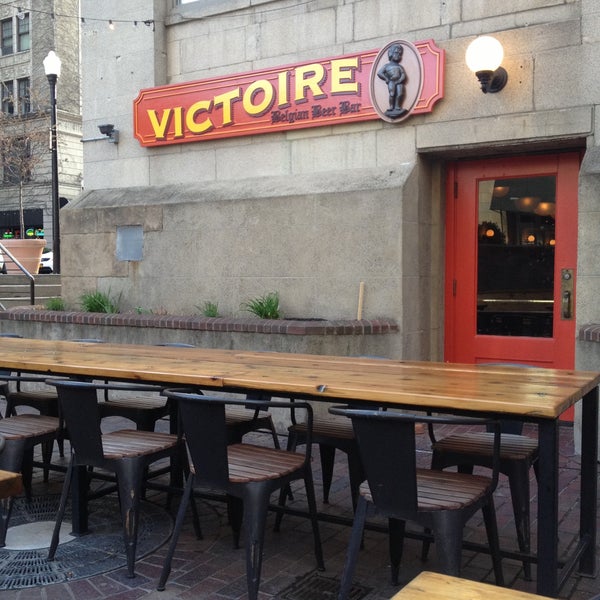 Photo taken at Victoire: A Belgian Beer Bar &amp; Bistro by Hannah E. on 4/29/2013