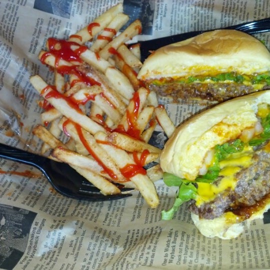 Photo taken at Jake&#39;s Wayback Burgers by DrSweets P. on 10/25/2012