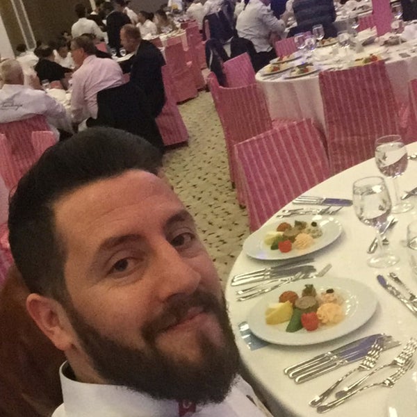 Photo taken at Ataşehir Palace Hotel by Chef R. on 1/21/2019