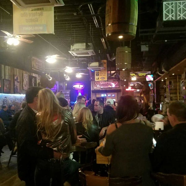 Foto scattata a Whiskey Bent Saloon da Tyler Y. il 1/19/2018