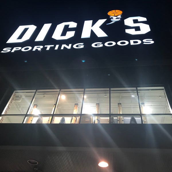 Dick's Sporting Goods - Zona Rosa