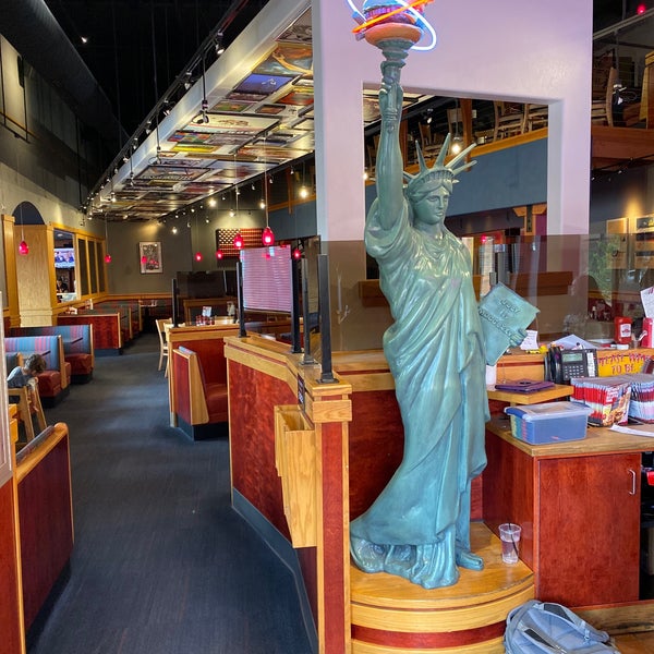 Fotos en Red Robin Gourmet Burgers and Brews Southgate Triangle