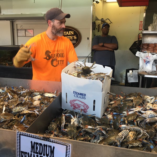 Photo taken at Jessie Taylor Seafood by Kevin H. on 5/20/2018
